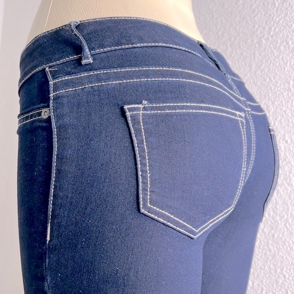 MAURICES DENIM JEANS WOMEN SKINNY SIZE X-LARGE SHORT COLOR BLUE NWOT